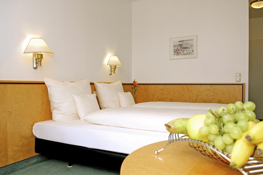 Matchpoint Hotel Альтдорф-бай-Нюрнберг Номер фото